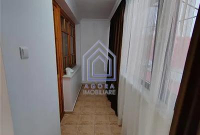 Apartament cu 2 camere semidecomandat în Ultracentral
