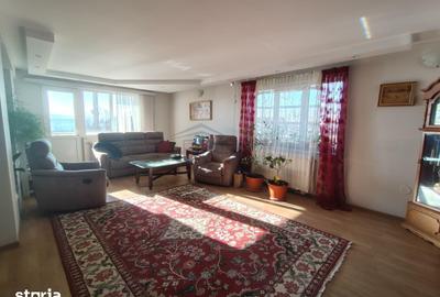Casă cu 6 camere cu Teren 1000 Mp în Șcheia