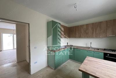 Casă cu 4 camere cu Teren 180 Mp în Giarmata