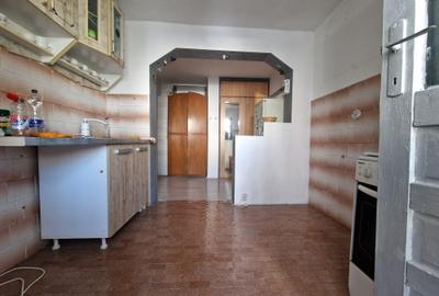 Apartament cu 2 camere decomandat în Sud - 12