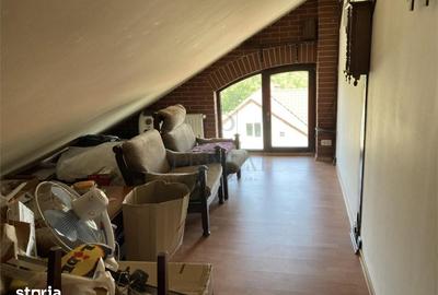 Casă cu 6 camere cu Teren 150 Mp în Telegrafului