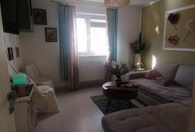 Apartament cu 3 camere decomandat în Central - 9