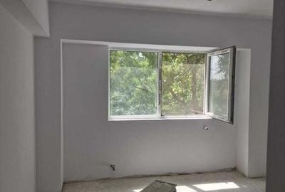 Apartament cu 3 camere decomandat în Iosefin