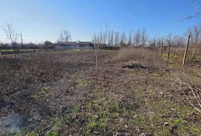 Casă cu 3 camere în Tudor Vladimirescu - 1
