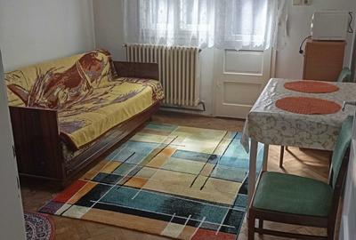 Apartament cu 2 camere decomandat în Andrei Mureșanu
