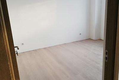 Apartament cu 2 camere decomandat în Paltin