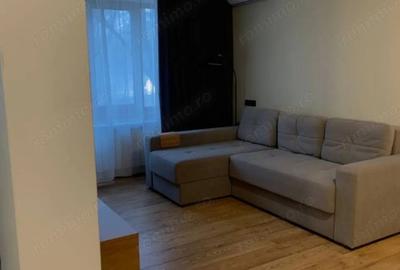 Garsonieră decomandată în Brâncoveanu