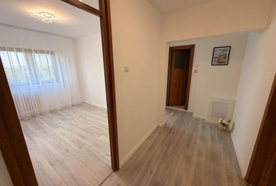 Apartament cu 3 camere, mobilat în 13 Septembrie - 19