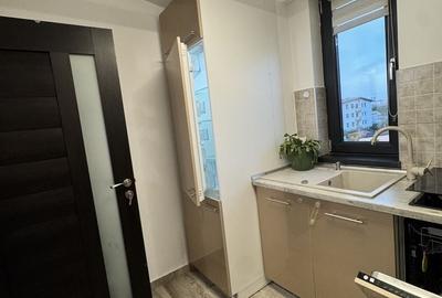 Apartament cu 2 camere decomandat în Bucureștii Noi
