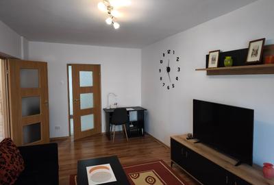 Apartament cu 2 camere semidecomandat în Brâncoveanu