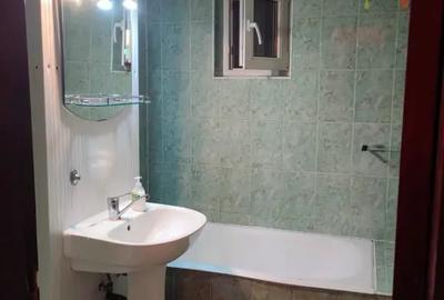 Apartament cu 3 camere decomandat în Central - 9