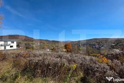 Teren de 1371 mp, în Central - 2