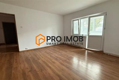 Apartament cu 2 camere decomandat în Broșteni