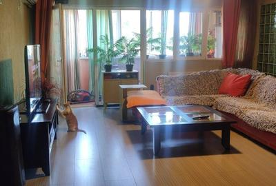Apartament cu 2 camere decomandat în Drumul Taberei