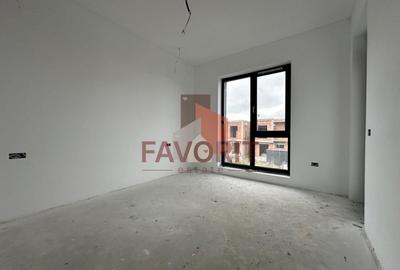 Duplex cu 5 camere cu Canalizare în Săcălaz - 9