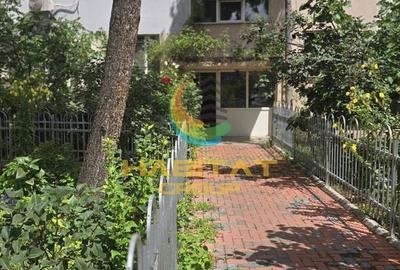 Apartament cu 3 camere semidecomandat, mobilat în 1 Decembrie 1918