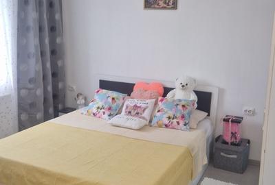 Casă cu 3 camere în Dragomirești