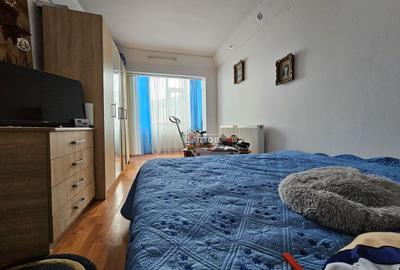 Apartament cu 3 camere semidecomandat în Micro 5 - 5