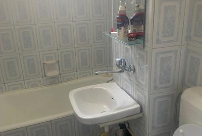 Apartament cu 2 camere decomandat în Mărăței