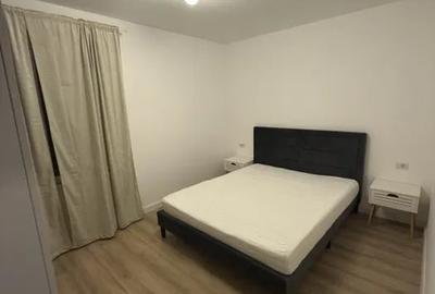 Apartament cu 2 camere semidecomandat, mobilat în Apărătorii Patriei