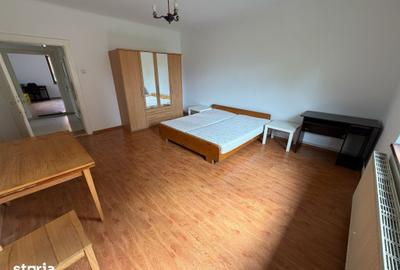 Apartament cu 3 camere în Țiglari