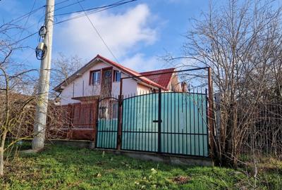 Casă individuală cu 3 camere cu Teren 830 Mp în Chiriacu
