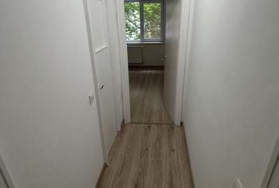 Apartament cu 3 camere semidecomandat în Constructorilor - 5