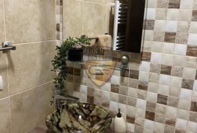 Apartament cu 3 camere în Faleza Nord
