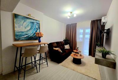Apartament cu 2 camere decomandat, mobilat în Central