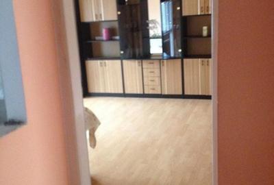 Apartament cu 4 camere decomandat în Exterior Vest - 1