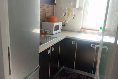 Apartament cu 2 camere semidecomandat în Exterior Vest