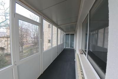 Spațiu comercial, de 32 mp, în Independenței - 1