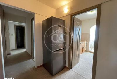 Apartament cu 3 camere decomandat în Decebal