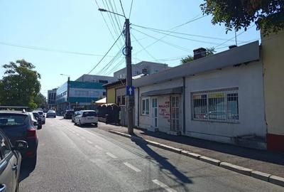 Casă cu 5 camere în Central