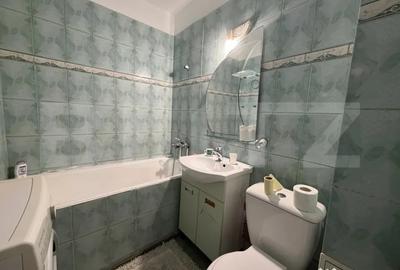 Garsonieră decomandată în Central