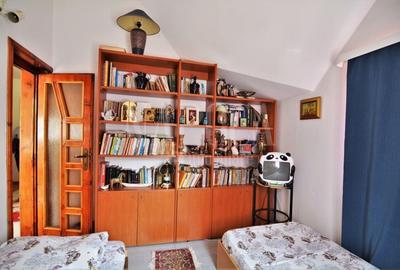 Casă individuală cu 10 camere cu Canalizare în Central - 19