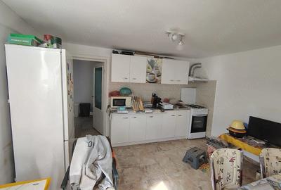 Casă cu Teren 916 Mp în Vânători - 8