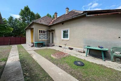 Casă cu 3 camere cu Canalizare în Central - 3