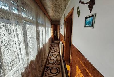 Casă cu 3 camere cu Canalizare în Poiana Țapului - 11