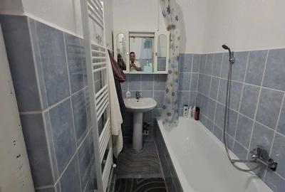 Casă cu 5 camere cu Teren 243 Mp în Brestei