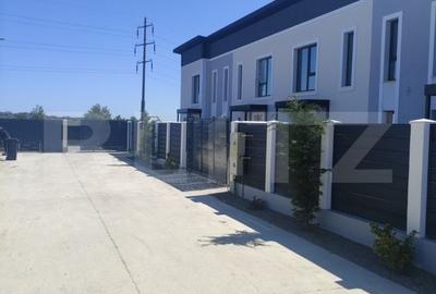Casă cu 3 camere în Uricani