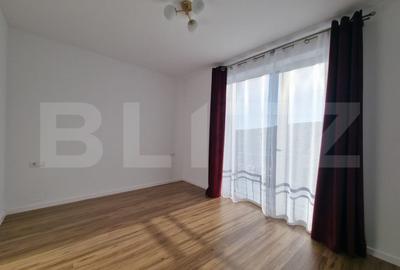 Casă cu 5 camere cu Teren 220 Mp în Iris