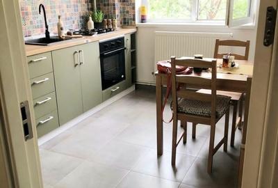Apartament cu 2 camere semidecomandat, mobilat în Tomis Nord