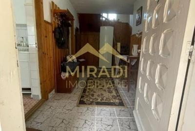 Casă cu 7 camere cu Teren 580 Mp în Valea Doftanei - 9