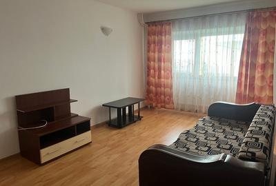 Apartament cu 2 camere decomandat, mobilat în Faleza Nord