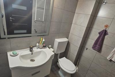 Apartament cu 2 camere semidecomandat în Prelungirea Ghencea
