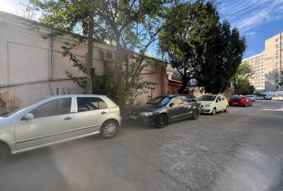 Casă cu 4 camere în Ultracentral