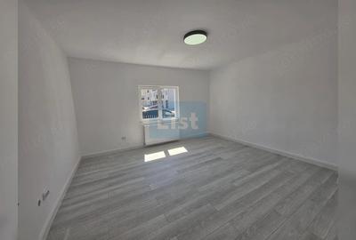 Casă cu Teren 300 Mp în Centura