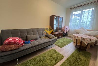 Apartament cu 3 camere semidecomandat, mobilat în Gară