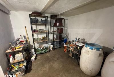 Casă cu 5 camere cu Teren 1950 Mp în Central